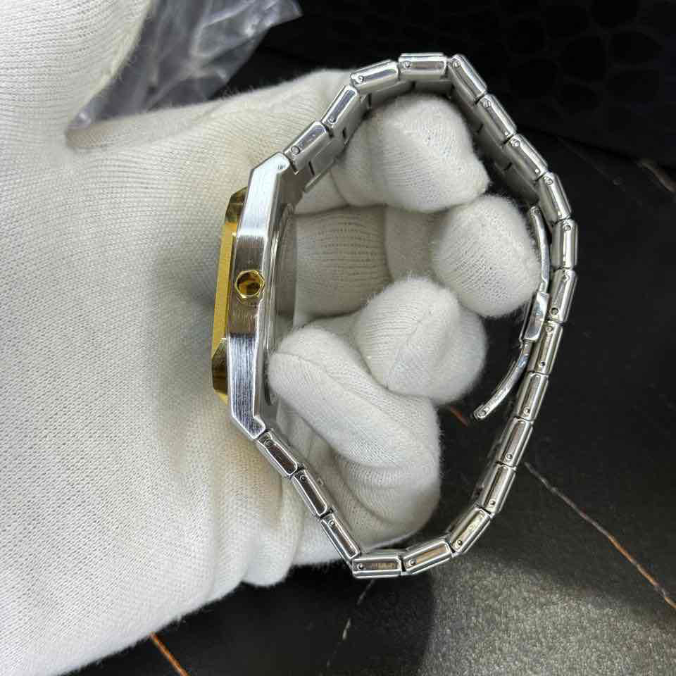 BESTWIN Luxury Wristwatch