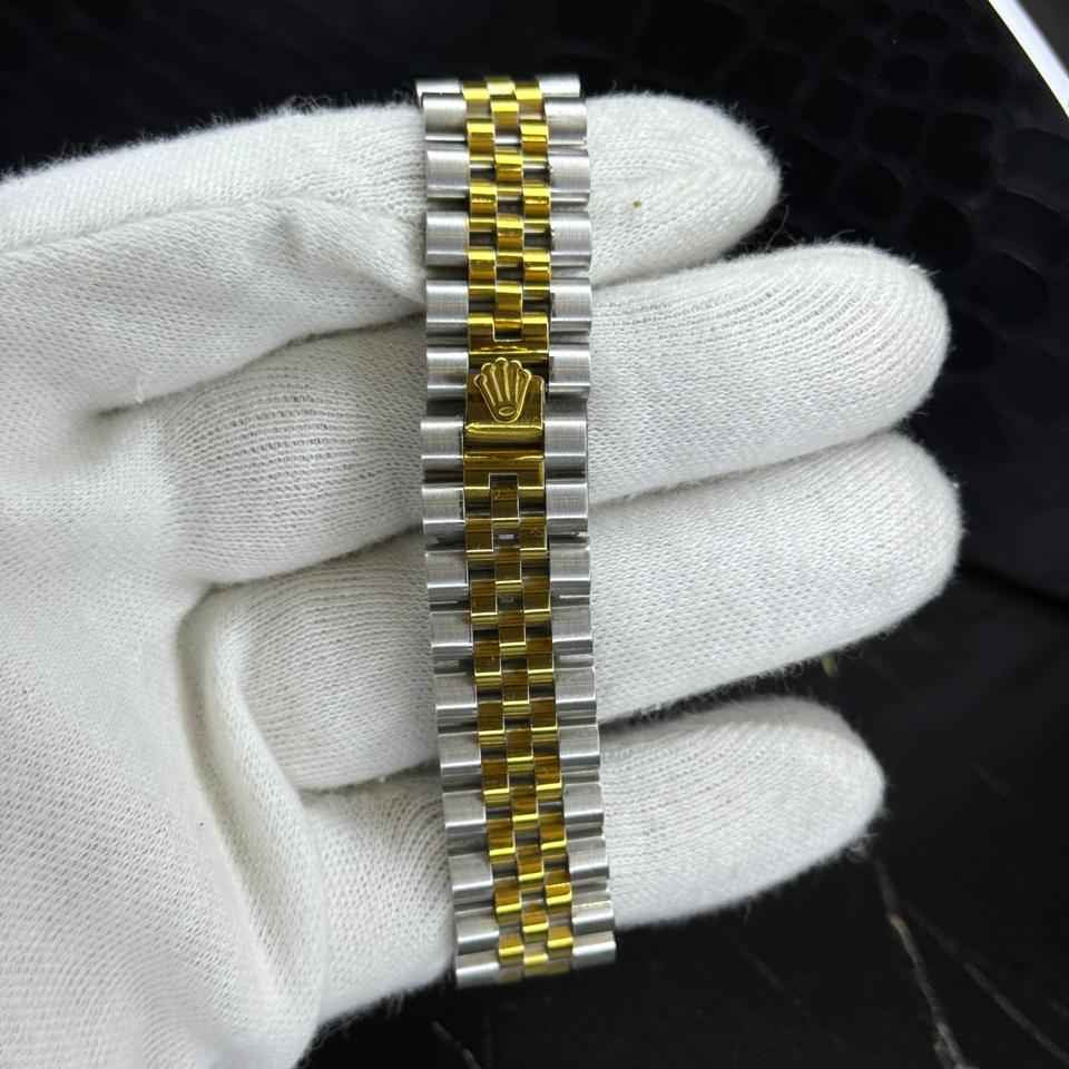 Rolex GMT-Master II “Bumblebee