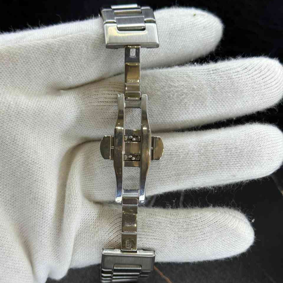 "Bestwin" Stainless Steel Classic Silver Dial Watch